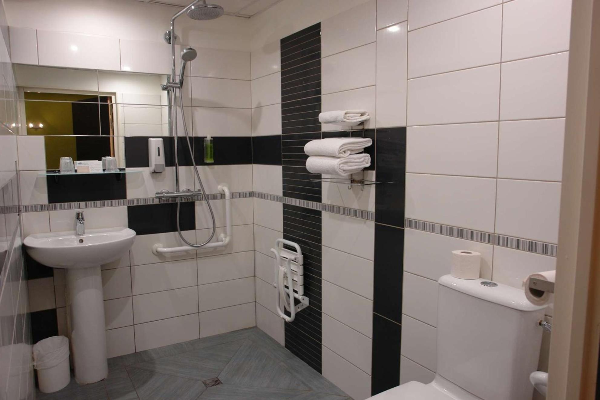 Brit Hotel Confort Rouen Centre Esterno foto